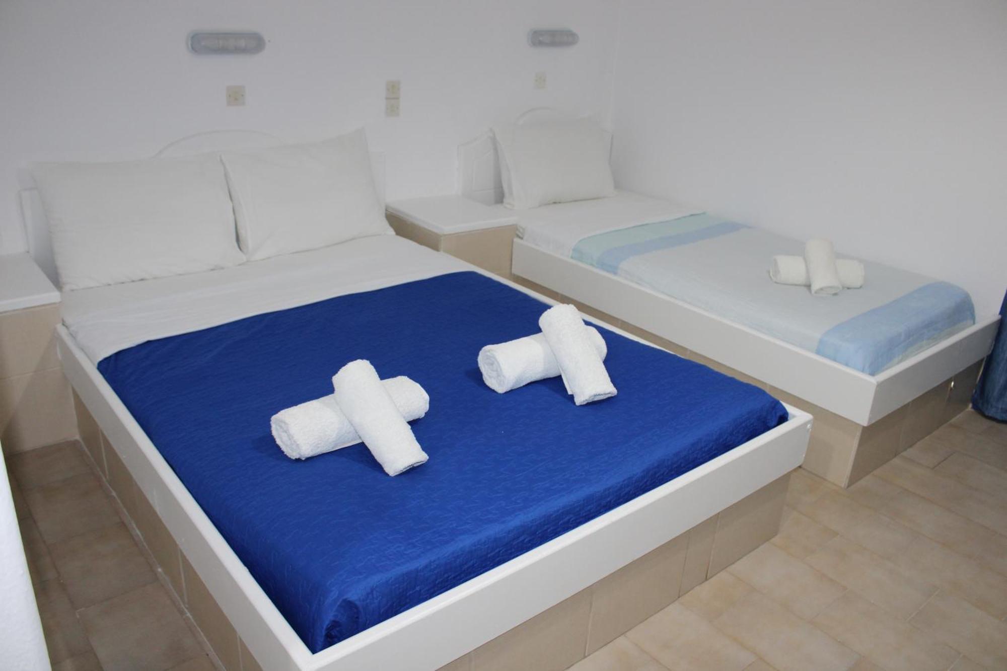 The Three Anchors Rooms Emporio  Exterior foto